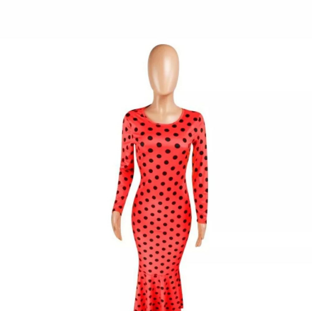 Dresses - Picture 5 of 6
